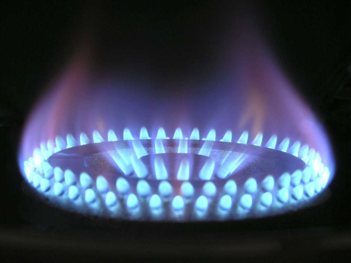 Scumpirea gazului metan distruge puterea de cumpărare