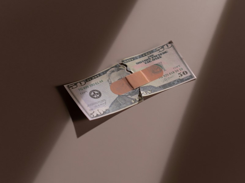 Taxele vamale șubrezesc poziția SUA